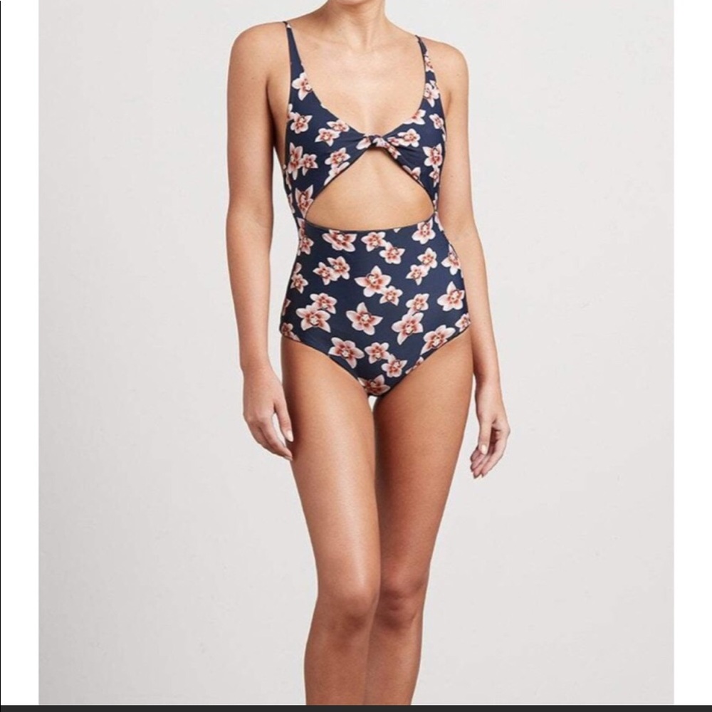 NWT Acacia Indies Isle